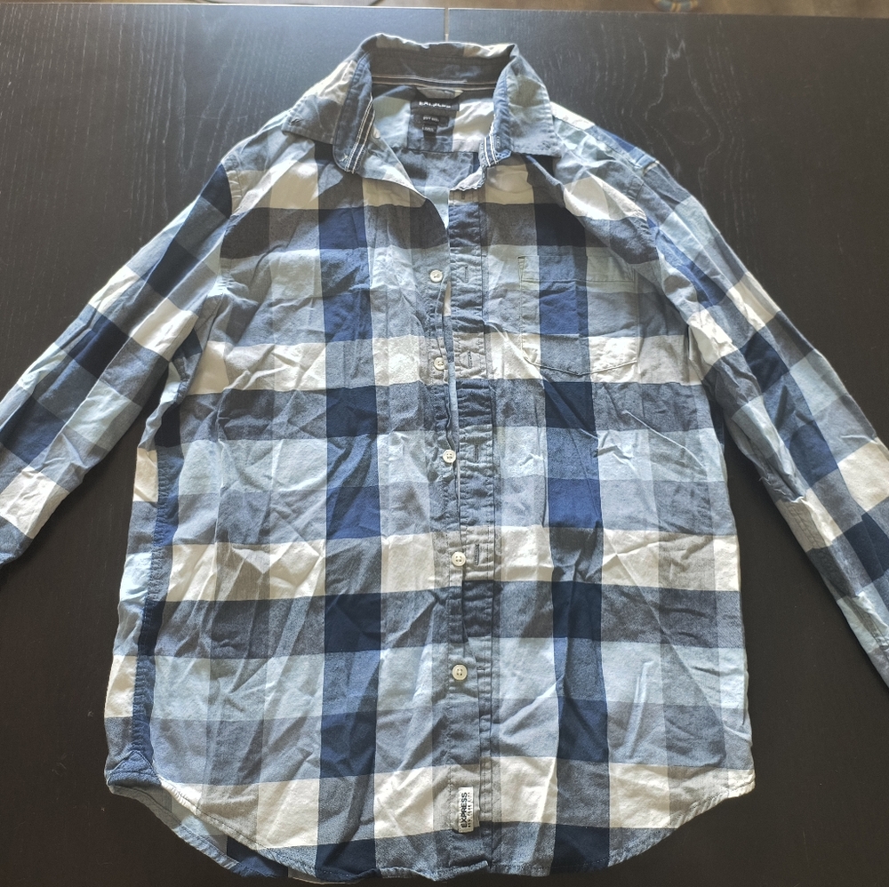 Express Button-Down Soft Wash Plaid Shirt Blue and White Mens Medium
